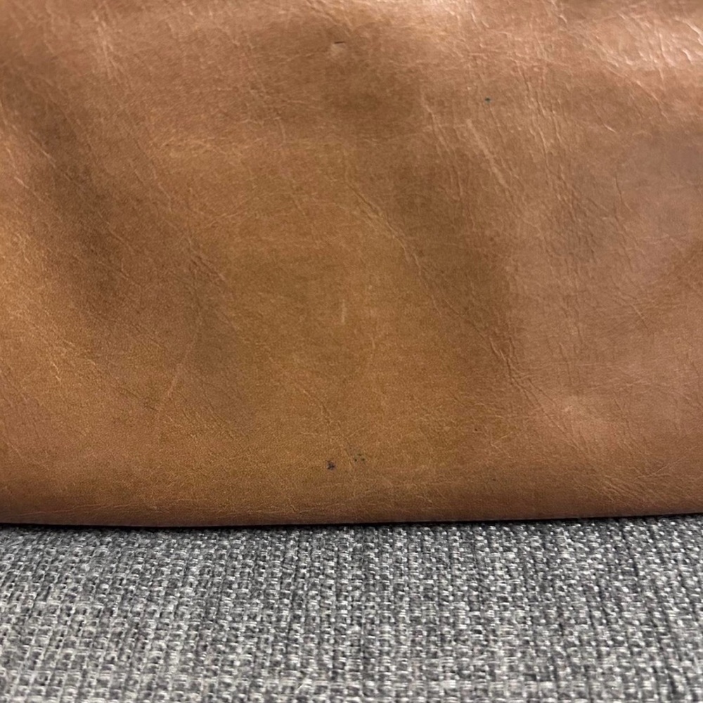 HOBO Lauren Wallet - Picture 5 of 7